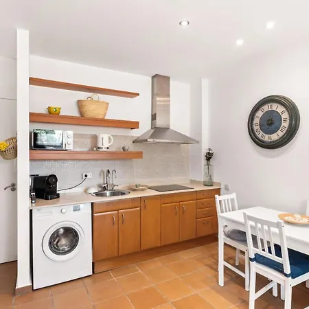 Hauzify I Bou Apartment